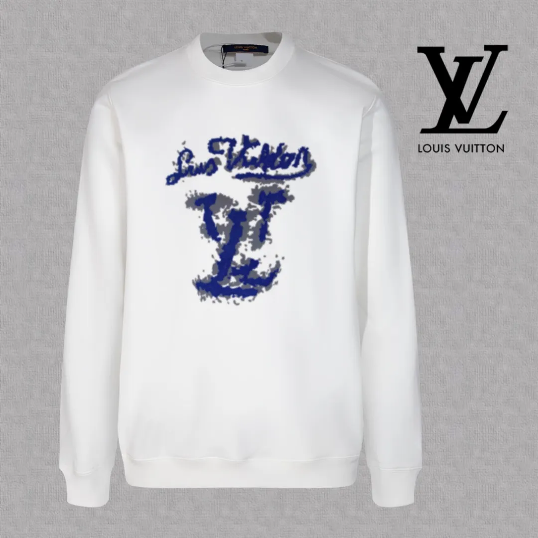 🅿️250 hot style on the shelves🔥❗ 💫〖Louis Vuitton LV〗 Fashionable round neck sweatshirt, casually matched with various styles, it is perfectly handsome😎The whole dress is made of double waistcoats, which makes the whole dress more three-dimensional. Not ordinary factories can do such fine work. The 2025 spring style counters are on sale, exquisite round neck terry sweatshirt, high-end double-strand pure cotton Customized drawstring ribs are dyed in the same vat and are complete with three standards. The chest craftsmanship adopts a simple and elegant pattern on the chest, which is easy to control for any age group! Fit and comfortable! Customized thickened 440g terry sweatshirt fabric, soft and comfortable to the touch, with a three-dimensional shape! 🙌🏻 It’s also very breathable, so it’s a versatile style that can be worn with any outfit! ✔Color: Black White Apricot Size: S M L XL 2XL